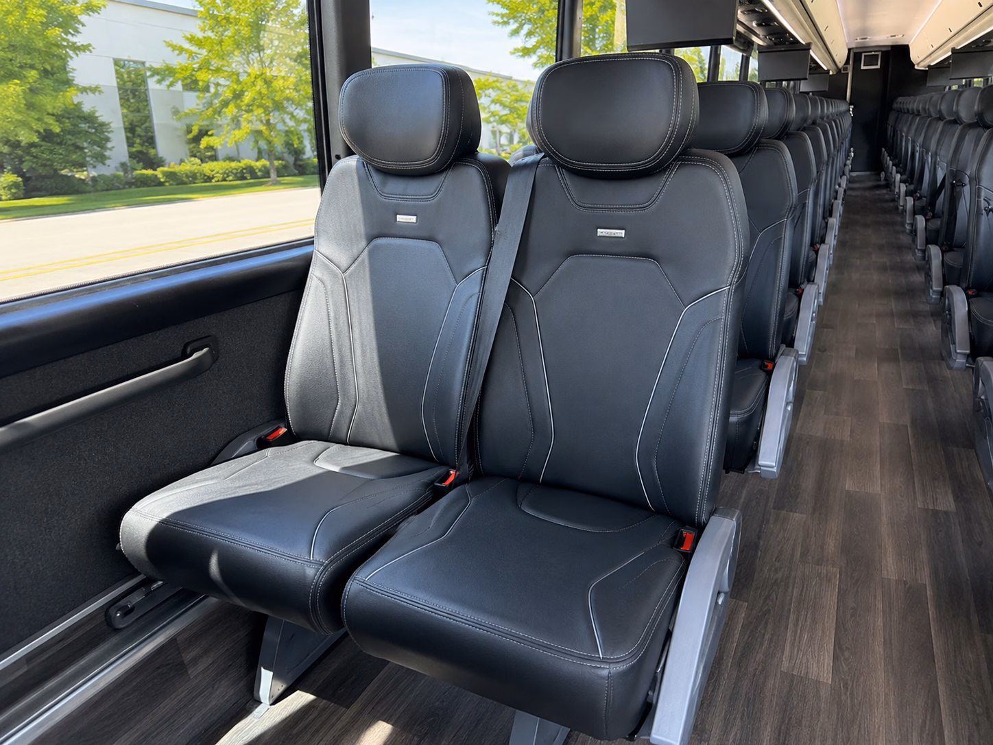 compare bus rental options in lakeland with one quick online quote