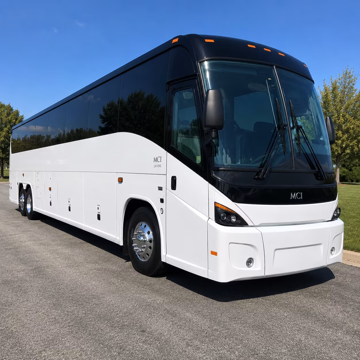 why groups flying through st pete clearwater pie choose a charter bus from lakeland